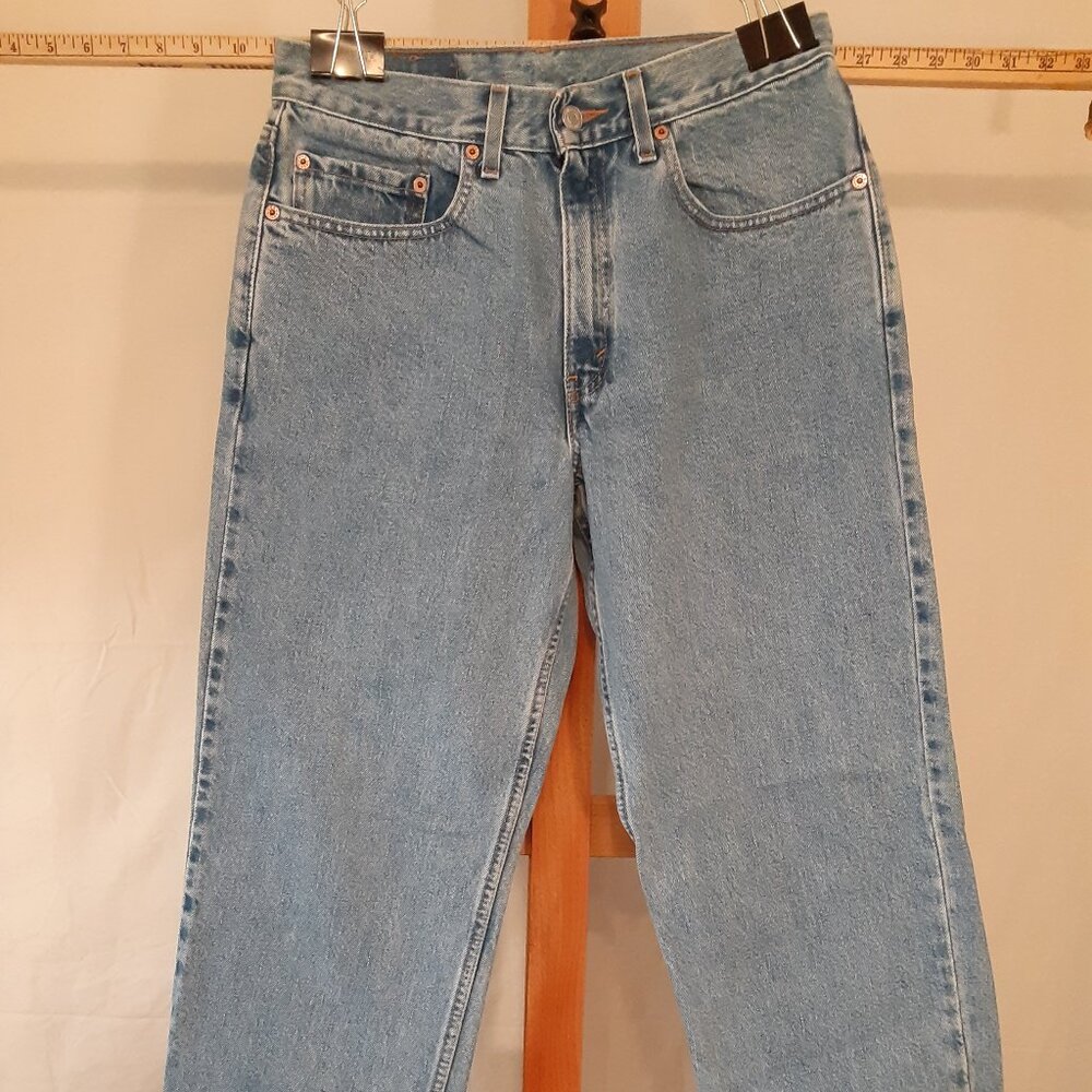 Levi's 550 blue jeans